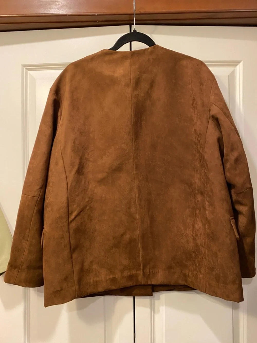 NWT H&M Classic Brown Faux Suede Collarless Jacket. Size Medium. - Picture 12 of 13